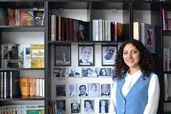 (Mini)Biblioteka e parë Rome në Kosovë  