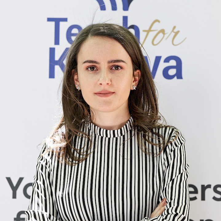 Elvira Elezi